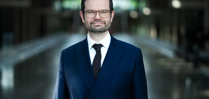M.Buschmann